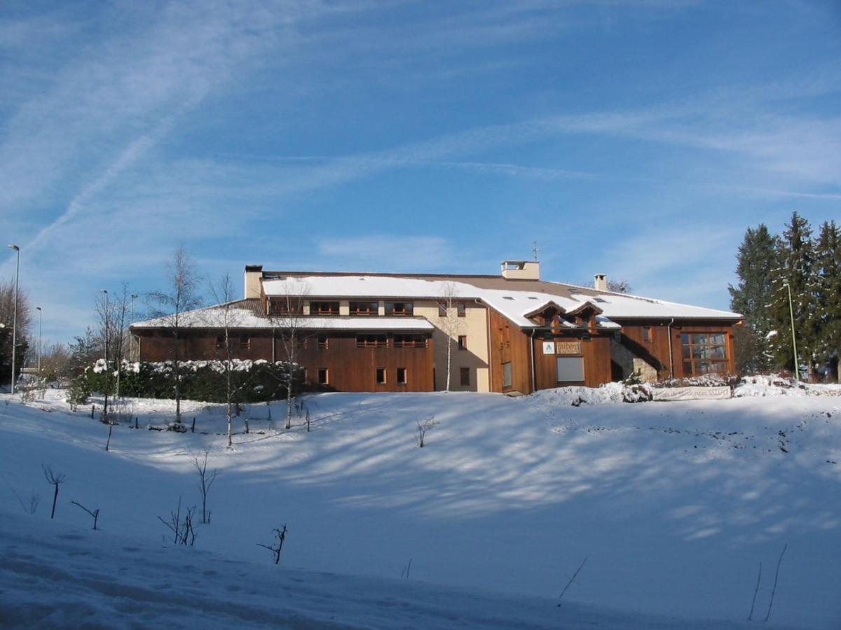 Hostel Auberge de Jeunesse HI Annecy Exterior foto